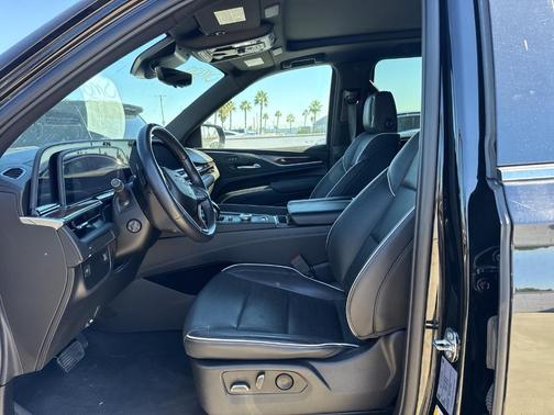 2023 Cadillac Escalade ESV Premium Luxury