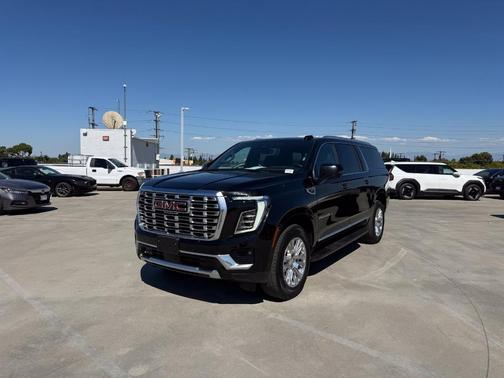 Onyx Black 2025 GMC Yukon XL Denali