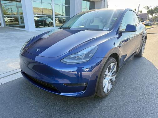 2024 Tesla Model Y Long Range