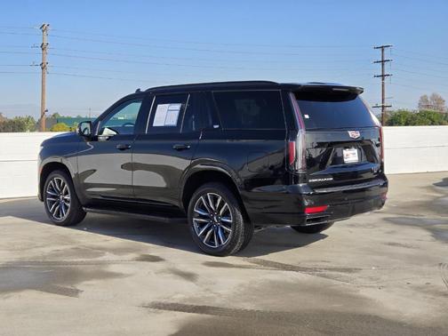 2023 Cadillac Escalade Sport