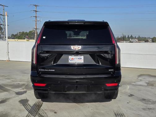 2023 Cadillac Escalade Sport