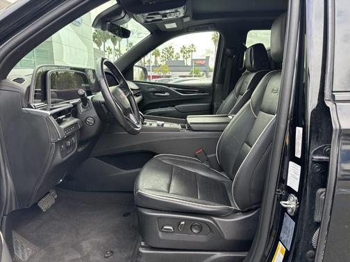 2023 Cadillac Escalade Sport