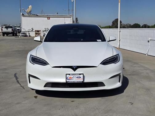 2022 Tesla Model S Base