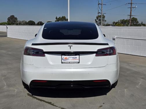 2022 Tesla Model S Base