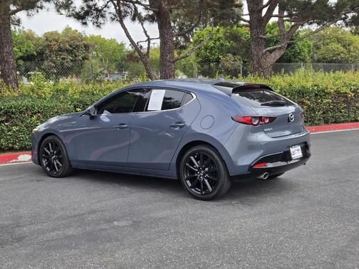 2021 Mazda Mazda3 FWD w/Premium Package