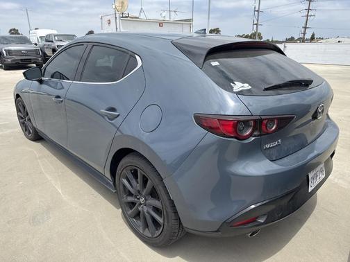 2021 Mazda Mazda3 FWD w/Premium Package