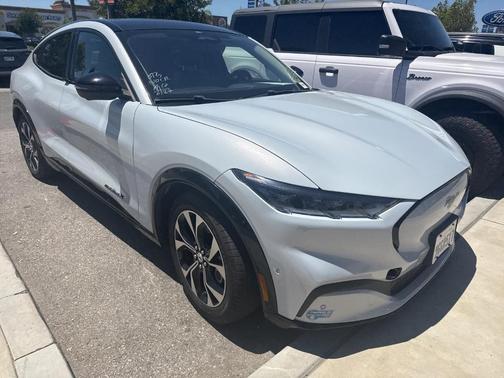 2021 Ford Mustang Mach-E Premium
