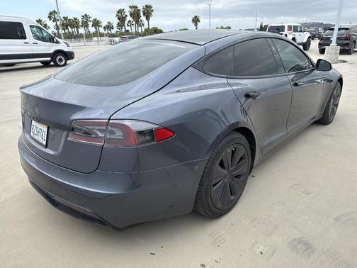 2021 Tesla Model S Long Range