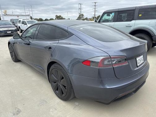 2021 Tesla Model S Long Range
