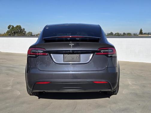 2023 Tesla Model X Standard Range