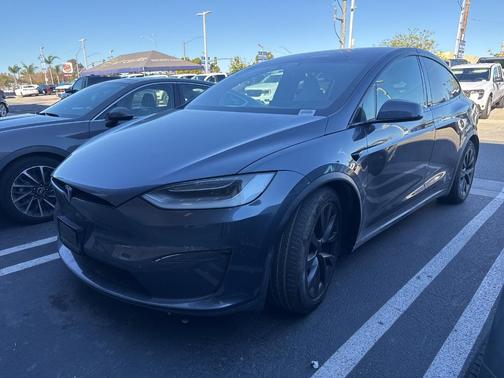 2023 Tesla Model X Standard Range