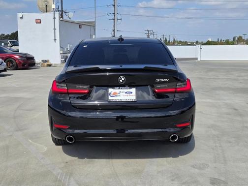 2020 BMW 330 i