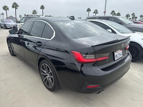 2020 BMW 330 i