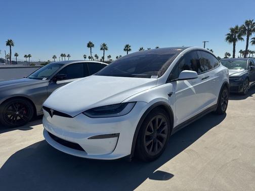 2022 Tesla Model X Base