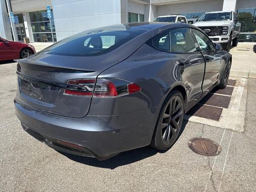 2021 Tesla Model S Plaid