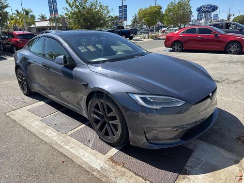 2021 Tesla Model S Plaid