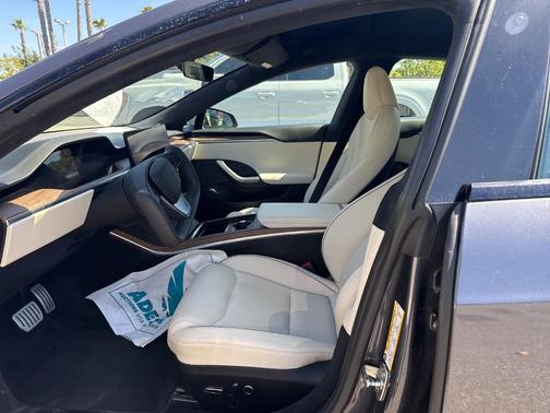2021 Tesla Model S Plaid