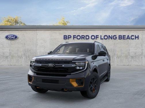 Agate Black Metallic 2026 Ford Expedition Tremor