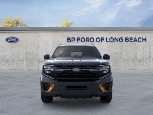 Agate Black Metallic 2026 Ford Expedition Tremor
