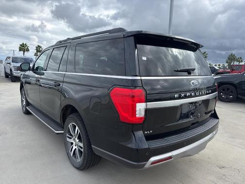 2023 Ford Expedition Max XLT