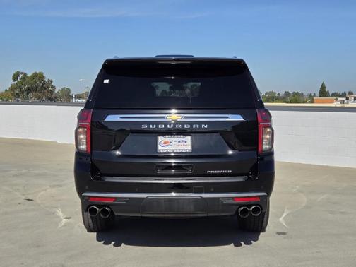 2023 Chevrolet Suburban Premier