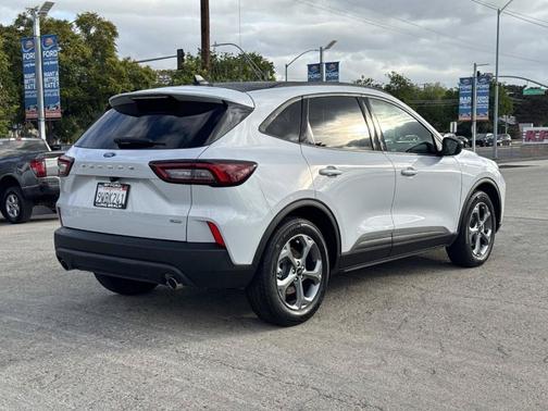 Star White 2025 Ford Escape ST-Line