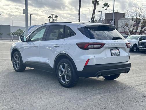 Star White 2025 Ford Escape ST-Line