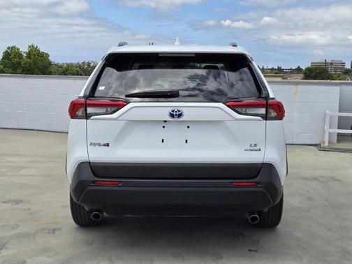 Ice 2024 Toyota RAV4 Hybrid LE