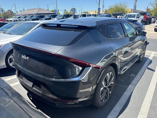 2023 Kia EV6 Wind