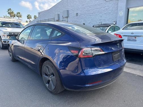 2023 Tesla Model 3 Base