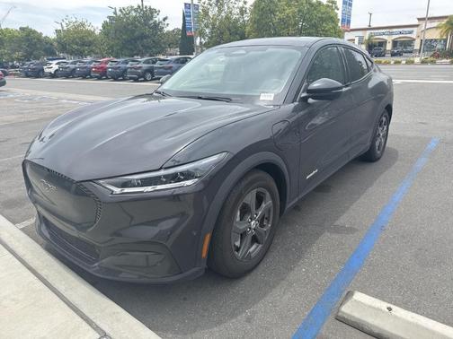 2022 Ford Mustang Mach-E Select