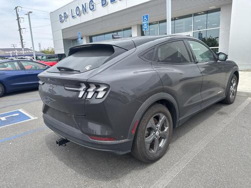2022 Ford Mustang Mach-E Select