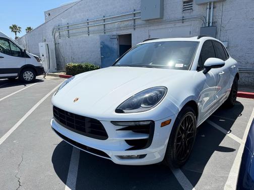 2018 Porsche Macan GTS