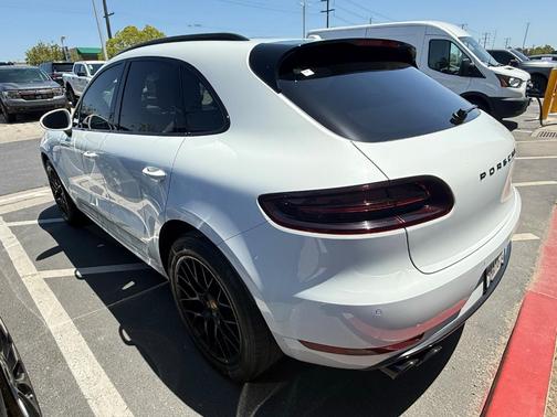 2018 Porsche Macan GTS