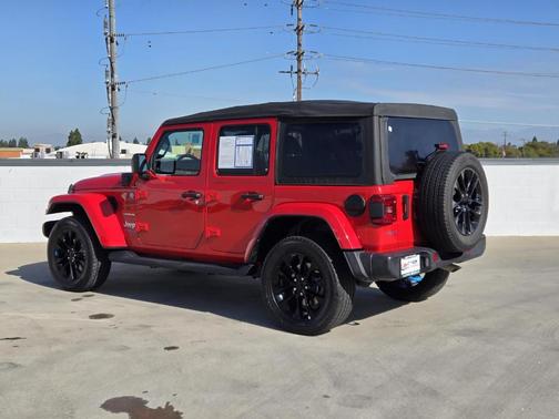2022 Jeep Wrangler Unlimited 4xe Sahara