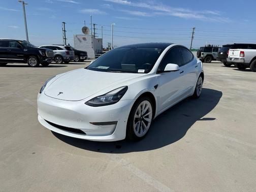 White 2022 Tesla Model 3 Base