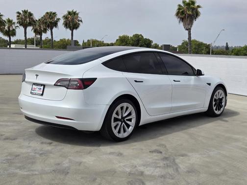 White 2022 Tesla Model 3 Base