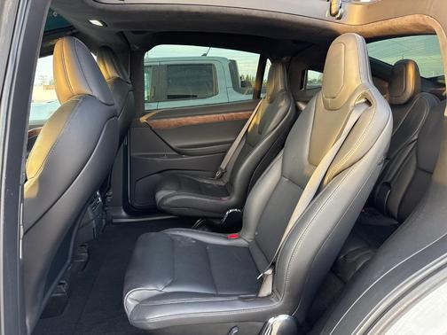 2020 Tesla Model X Long Range