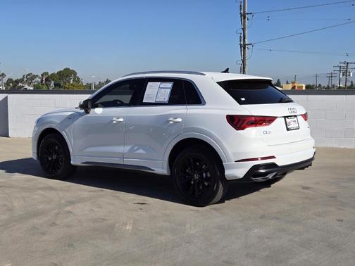 2021 Audi Q3 45 S line Premium