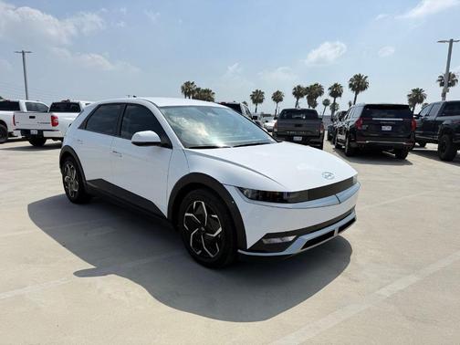 White 2024 Hyundai IONIQ 5 SEL