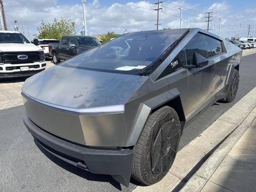 2024 Tesla Cybertruck Cyberbeast