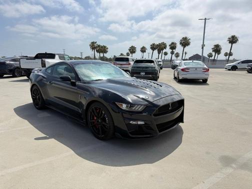 Shadow Black 2020 Ford Shelby GT500 Base