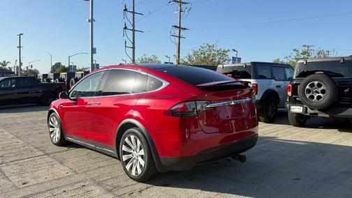 2020 Tesla Model X Long Range