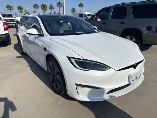 2022 Tesla Model S Base