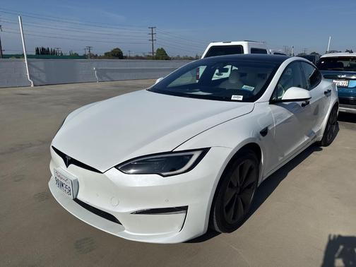 2022 Tesla Model S Base