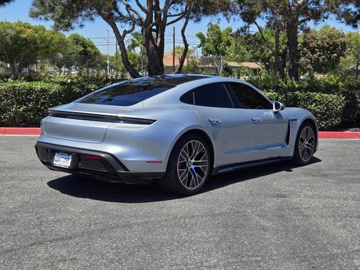 2021 Porsche Taycan 4S