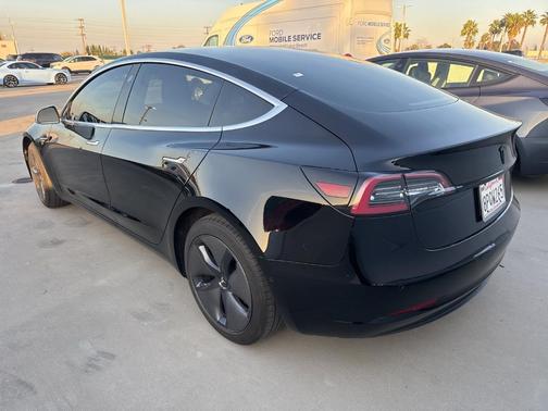 2020 Tesla Model 3 Standard Range Plus