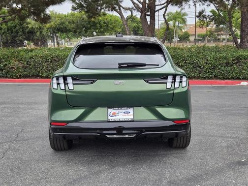 2025 Ford Mustang Mach-E GT