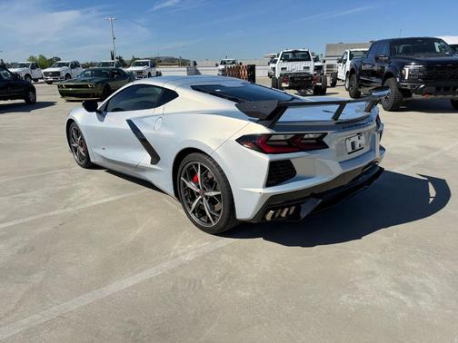 2022 Chevrolet Corvette Stingray w/1LT