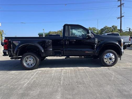 Agate Black Metallic 2026 Ford F-450 XLT